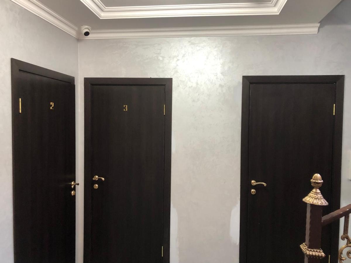 Hotel Lion Almaty Extérieur photo
