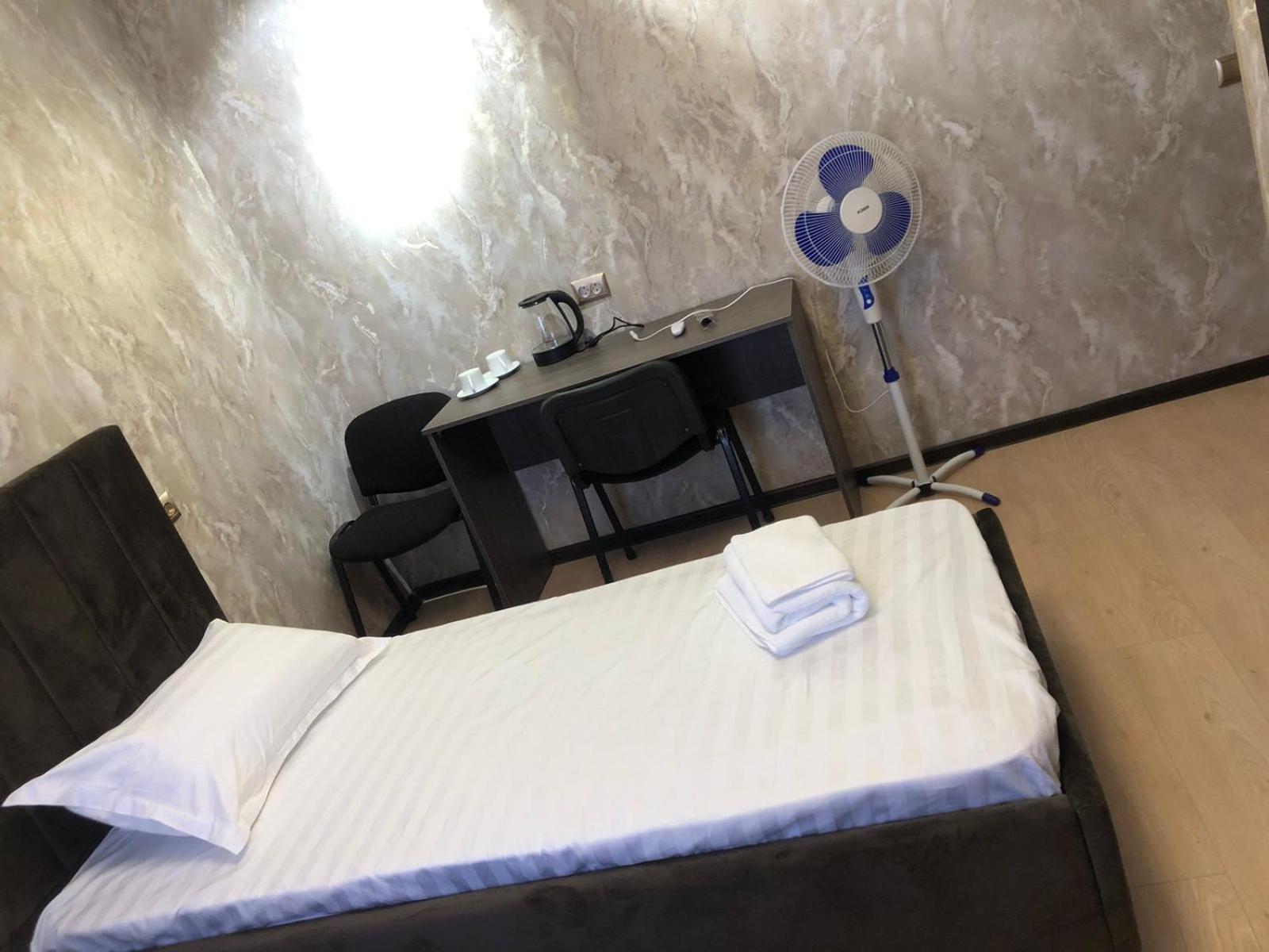 Hotel Lion Almaty Extérieur photo